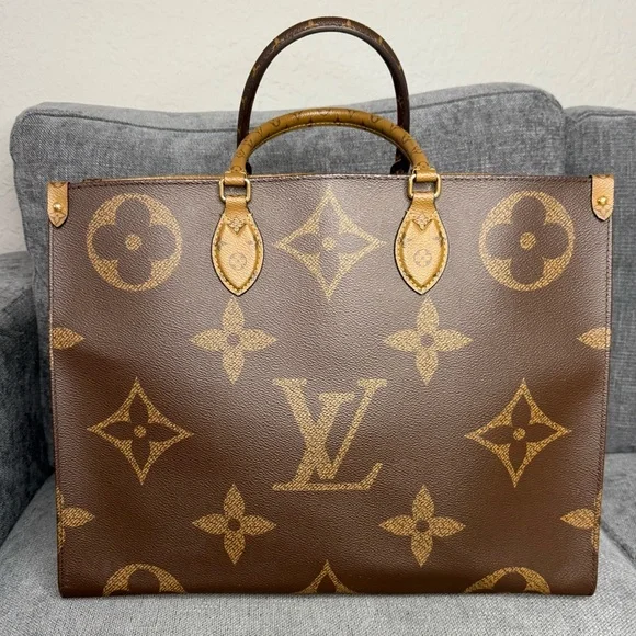 Louis Vuitton OntheGo GM MONOGRAM reverse tote bag ❗️FIRM PRICE❗️ - Picture 2 of 8